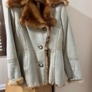 DRAMATIC HOLIDAY $DROP: XL, VIA VENETO Top Quality White/Gold Lambskin SHEARLING